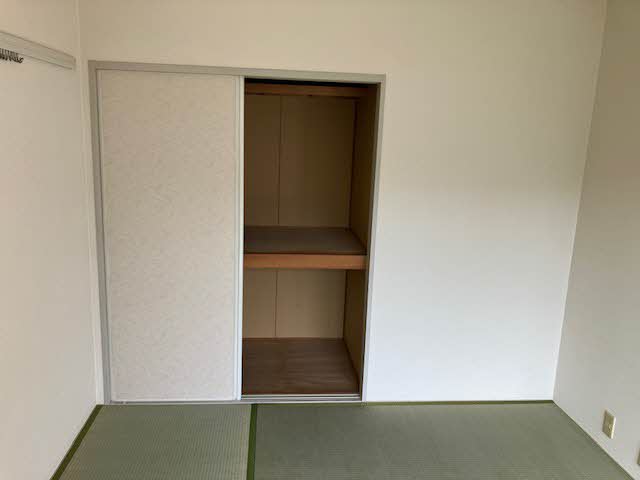 ローレルⅡ D105号-8