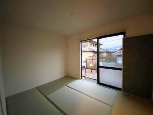 ファミーユ神之木Ｂ 0102号-8