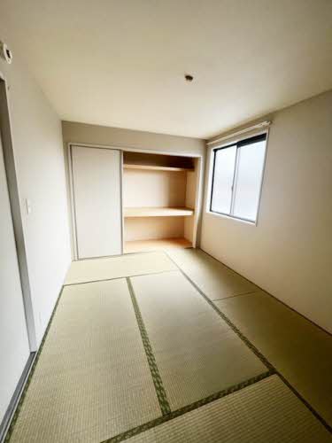 アガーペ御陵前 C202号-8