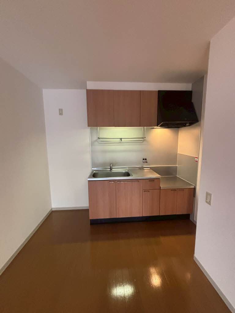 アガーペ御陵前 D101号-3