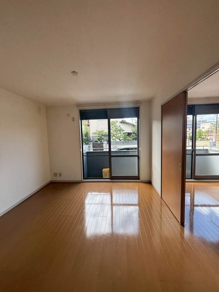 アガーペ御陵前 D101号-6