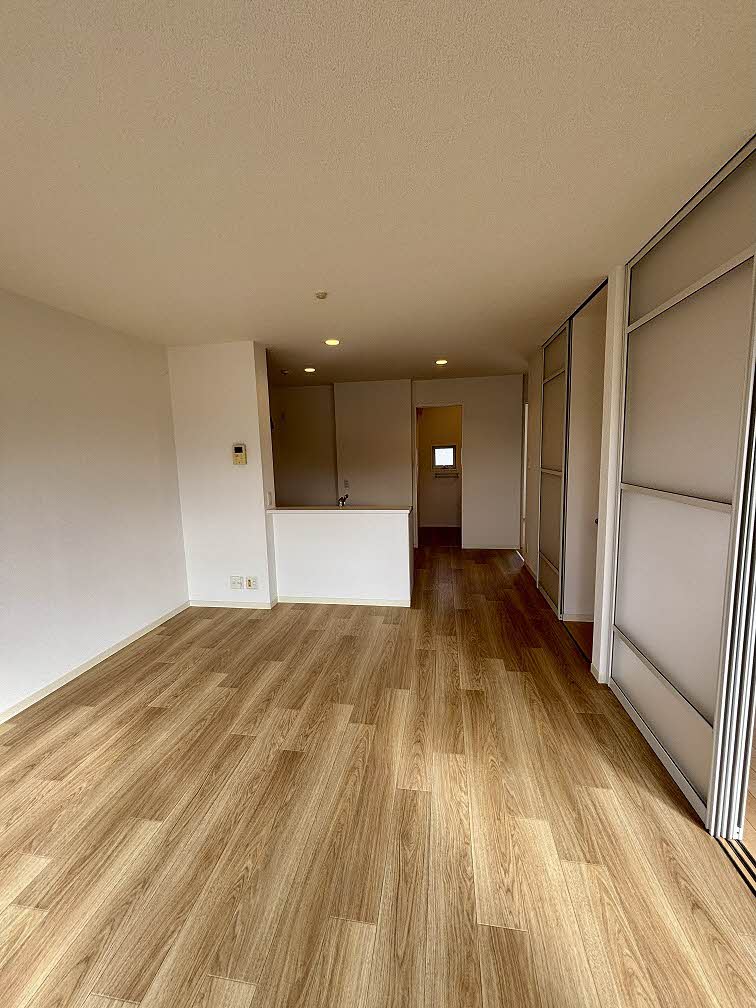 ラフィーネ三室参番館 A202号-2