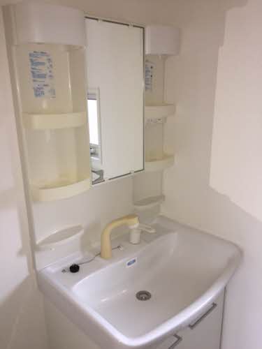 ラフィーネ三室参番館 B201号-6