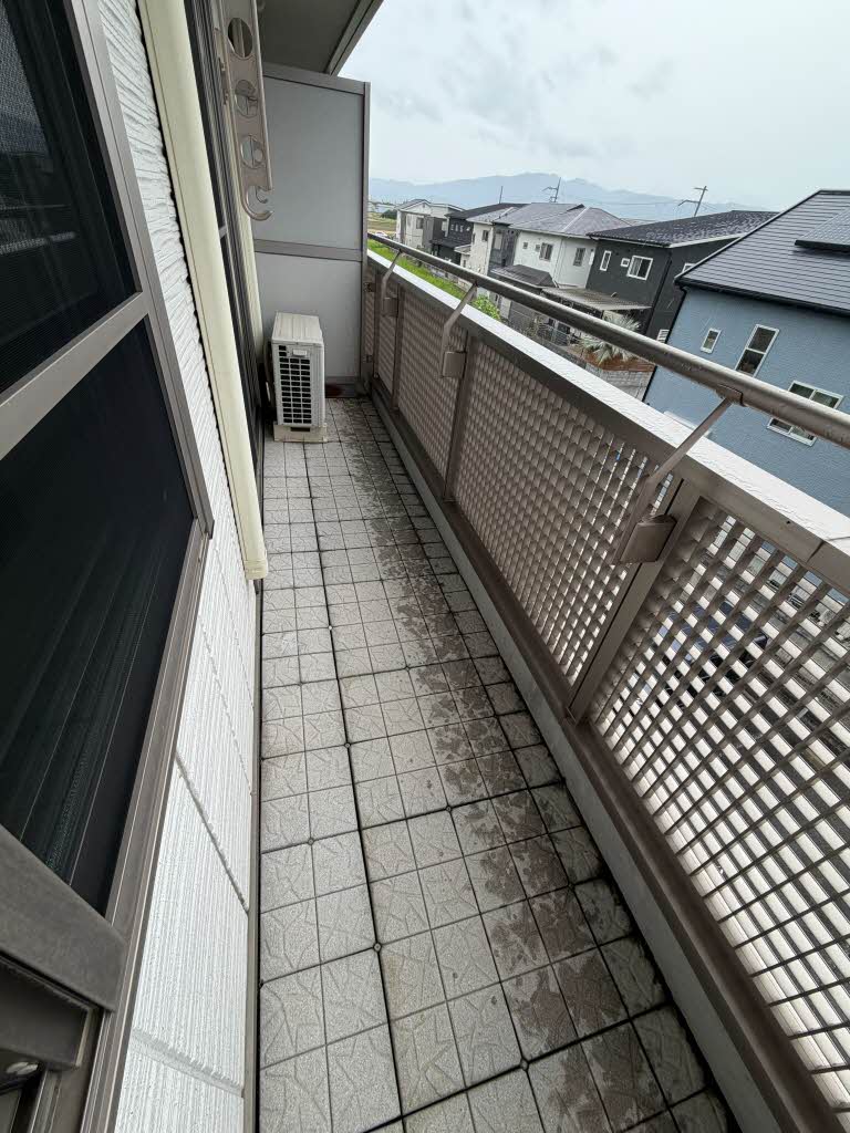 East Stage 0302号-11