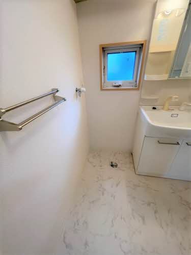 オーク・ヴィレッジ A102号-10