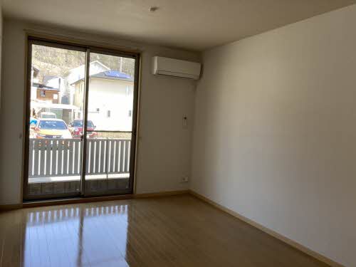 ブリリアント　ヒルズ B102号-2