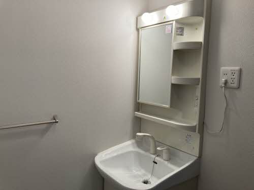 サーティーン１１ 0106号-5