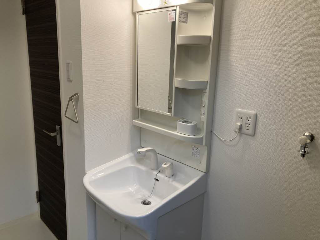 ブリリアント　ガーデン（Ａ棟） A102号-9