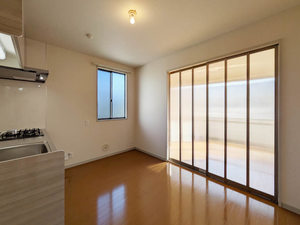 シャーメゾンキタグチ 0201号-3