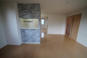 シャーメゾンロイヤルヒルズⅡ 0102号-2