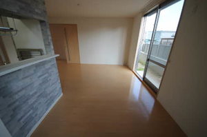 シャーメゾンロイヤルヒルズⅡ 0102号-3