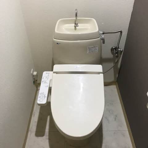 ＡＤ－ＨＯＣ本町 0402号-8