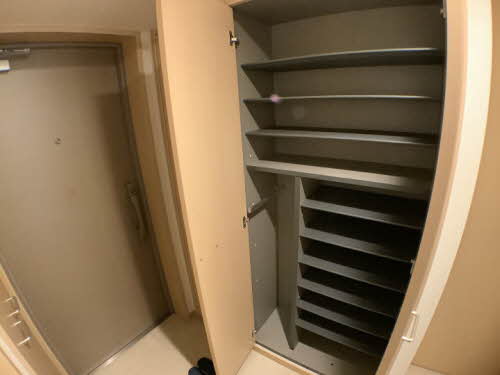 ヴィラ・ソレーユ　高槻町 0303号-8