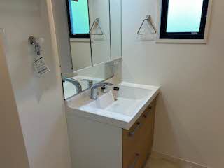 ラ．サルデーヌ 0108号-5