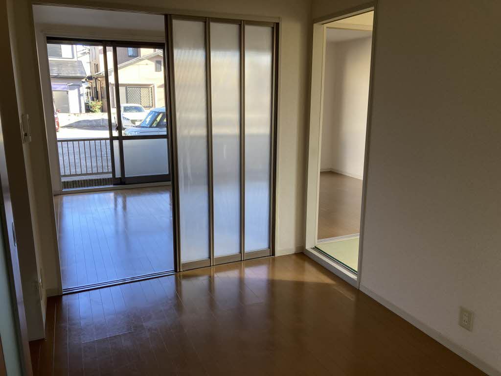 エクセレンス六十谷 0101号-2