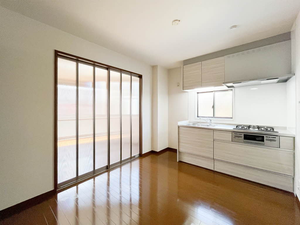 シャーメゾン赤坂台 0102号-2