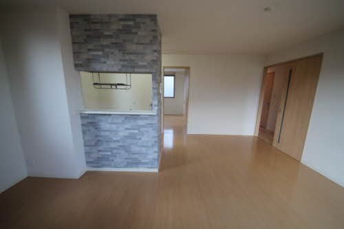 シャーメゾンロイヤルヒルズⅡ 0102号-2