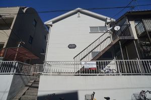 メゾンウィング