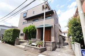 シャーメゾン萩