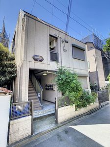 Ｂ’ｓ　ＨＯＵＳＥ