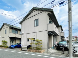 ジョイフルメゾンＢ 102号-1