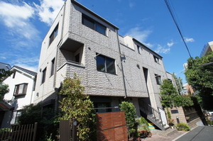 Ｂｅｌｌｅ　Ｗｏｏｄ　小日向