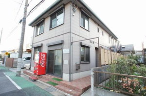 ヴィラ・アイリス 102号-1