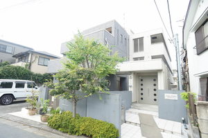 アヴァンセ　プルミエ 303号-1