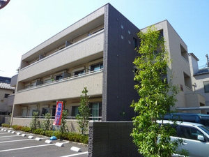 シャーメゾン金井