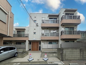 クレール春日町