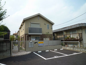 ヴィラ　シャンテルノ