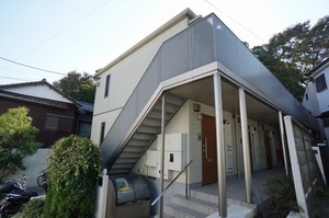 シャーメゾン三軒茶屋