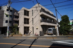 メゾンコンフォース中町 202号-1