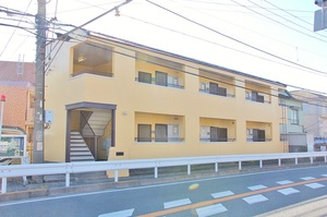 ファミール富岡