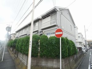 ファミールモリ