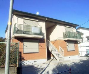 フローラルハイツ富士見 102号-1