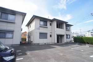 バリュージュ城山一番館 202号-1