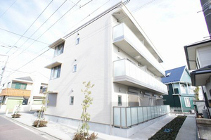 ヴィラ　シャルマン 101号-1