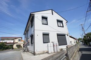 メゾンリバーストーン