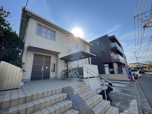 ハイツアゼリア 105号-1