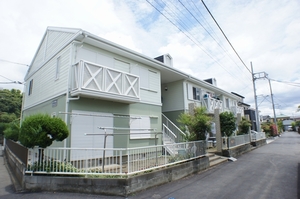 ルミエール湘南　Ａ 203号-1