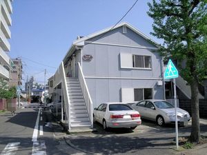 フレグランス田中 202号-1