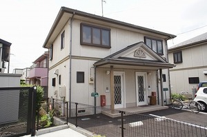 ドミール鶴間　Ｂ