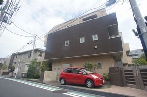 ＨＡＵＳ　ＤＥＳ　ＭＥＥＲＥＳ 201号-1