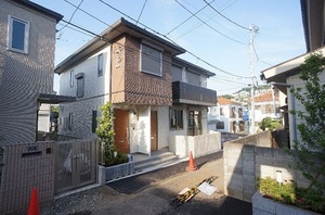 イーストウッド上大岡　Ｂ 201号-1