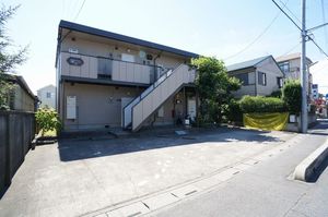 内田　ハイツ