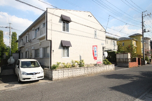 リバー　ホワイト 201号-1