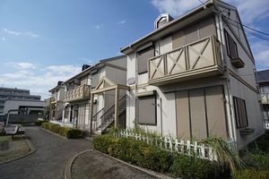 アークガーデン　桶川　Ｆ 205号-1