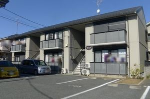 ホワイト・リザイアＡ 202号-1