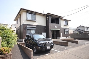 メゾン・エムロード 201号-1